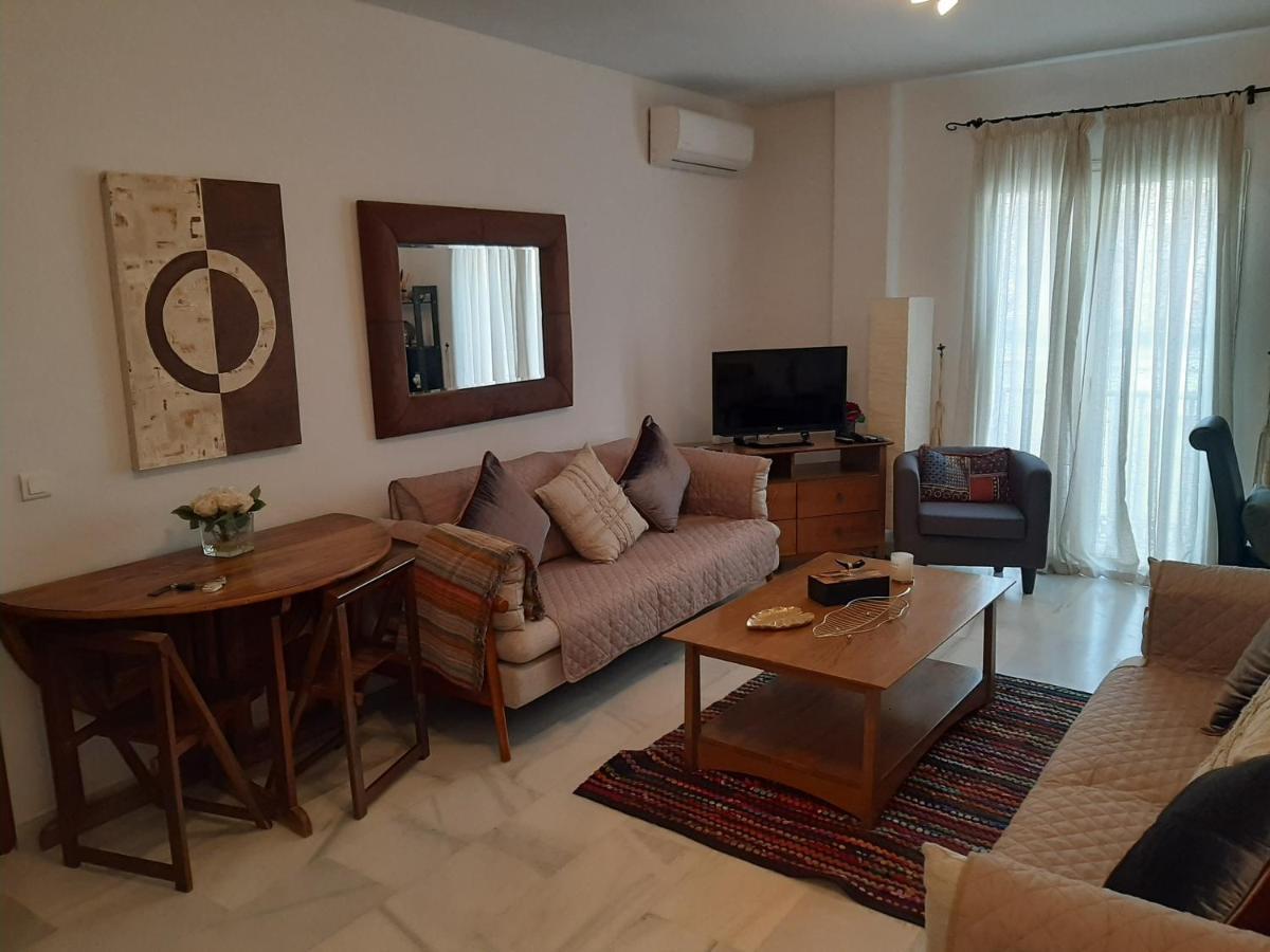 Apartment In Perfect Position Historic Centre Málaga Kültér fotó